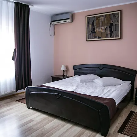 Rion Hotel 3*