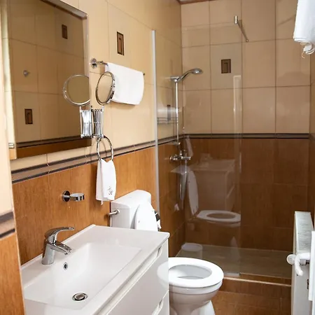 Rion Hotel 3*